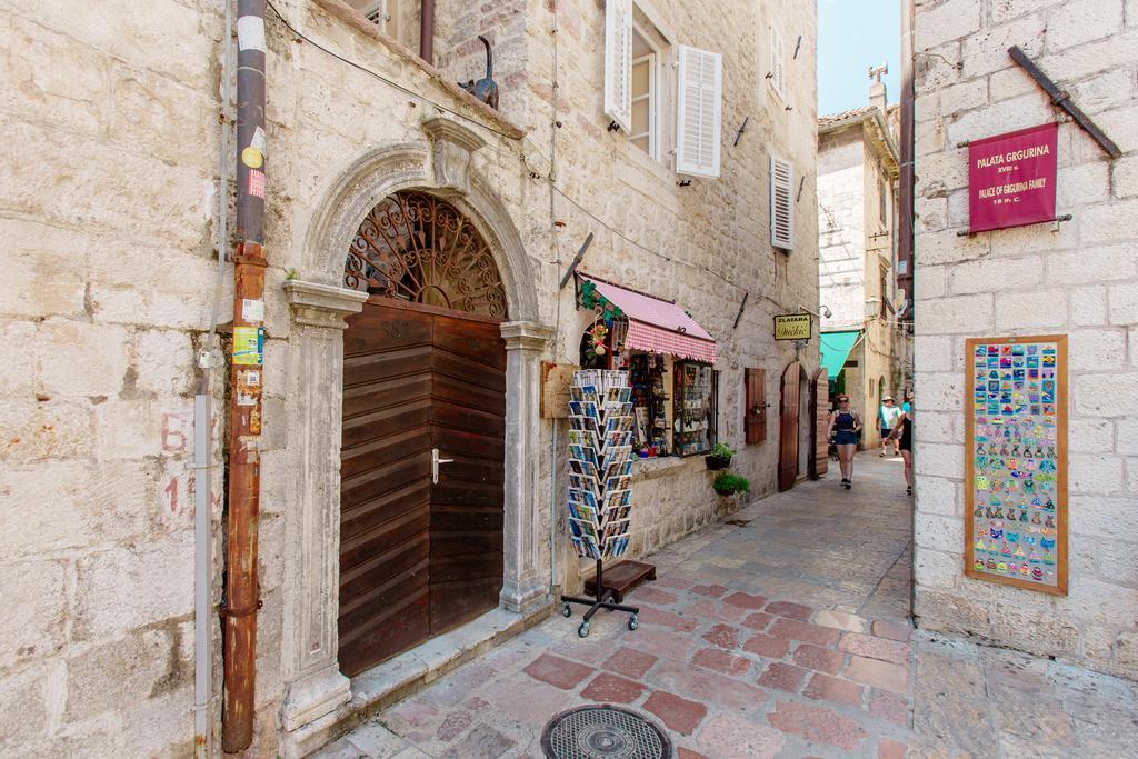 Old Town Museum Square Apartment Kotor Exteriér fotografie